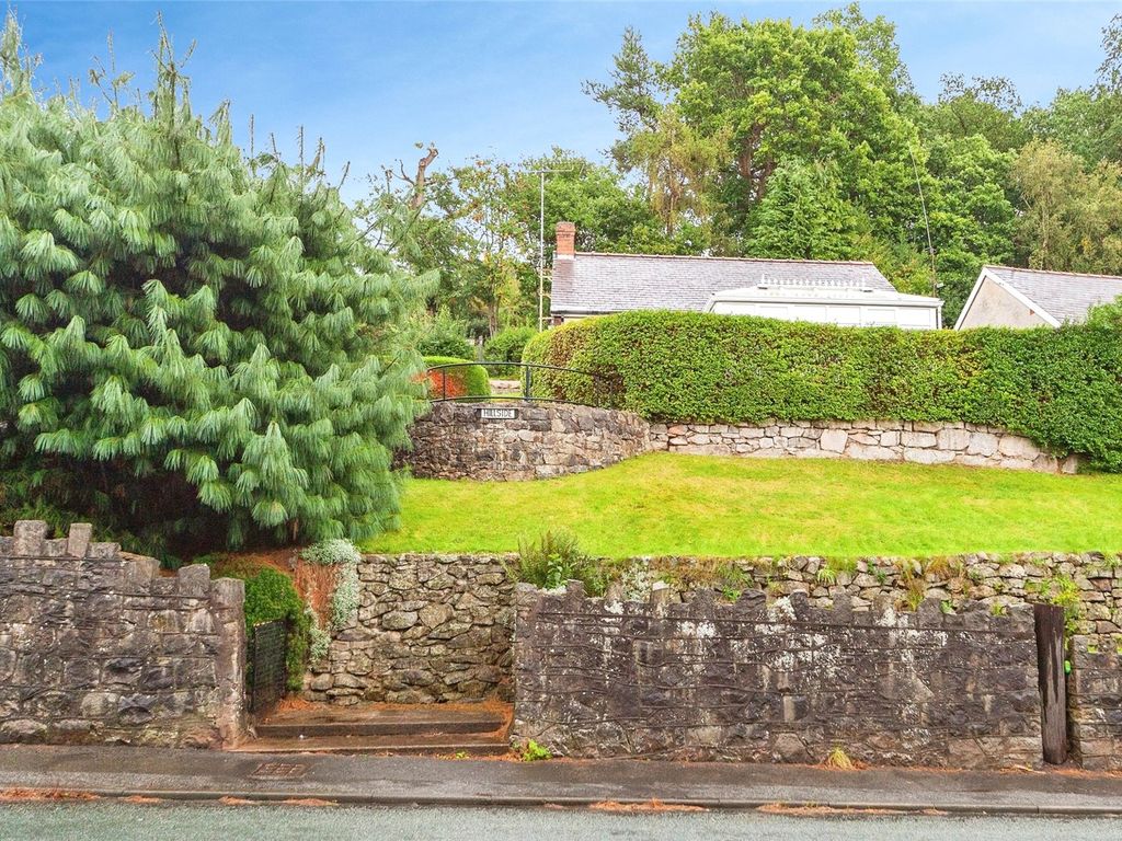 2 bed bungalow for sale in Bridge End, Caergwrle, Wrexham, Flintshire LL12, £290,000