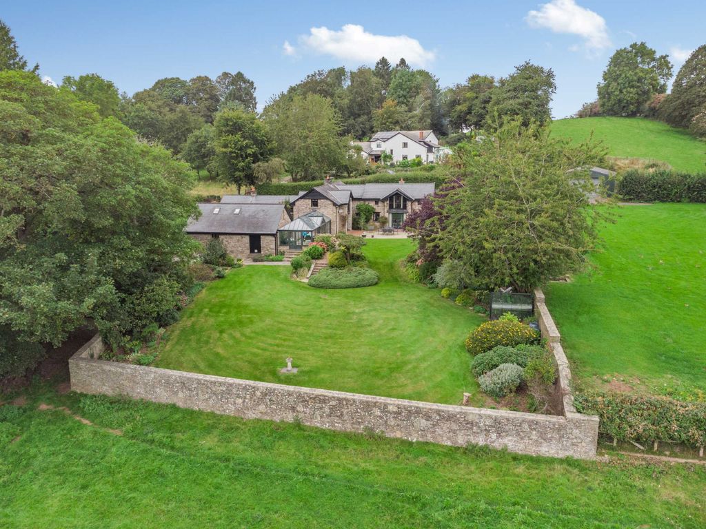 5 bed detached house for sale in Bettws Newydd, Usk, Monmouthshire NP15, £1,625,000