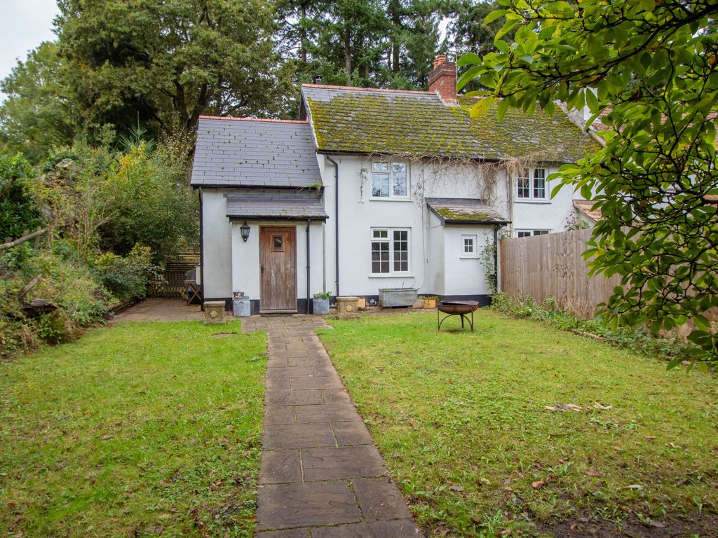 3 bed cottage for sale in West Hill Road, West Hill, Ottery St. Mary EX11, £485,000