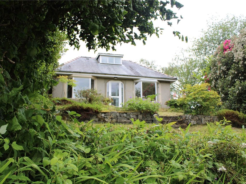 3 bed bungalow for sale in Ffestiniog, Blaenau Ffestiniog, Gwynedd LL41, £200,000