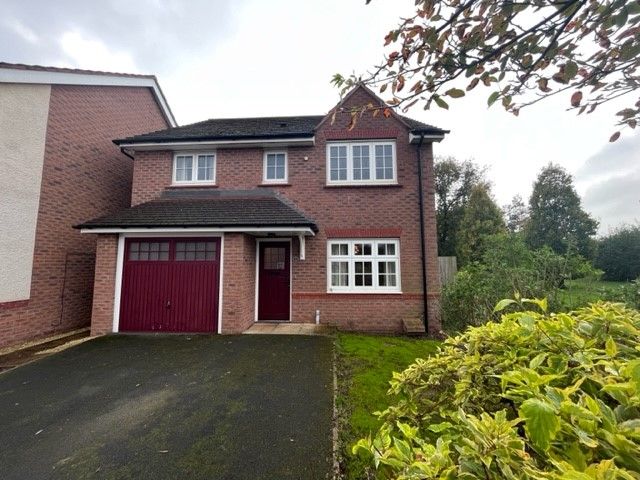 4 bed property to rent in Valerian Drive, Doxey, Stafford ST16, £1,200 pcm