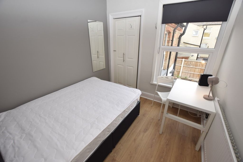 4 bed terraced house to rent in Kedleston Street, Derby, Derbyshire DE1, £520 pcm