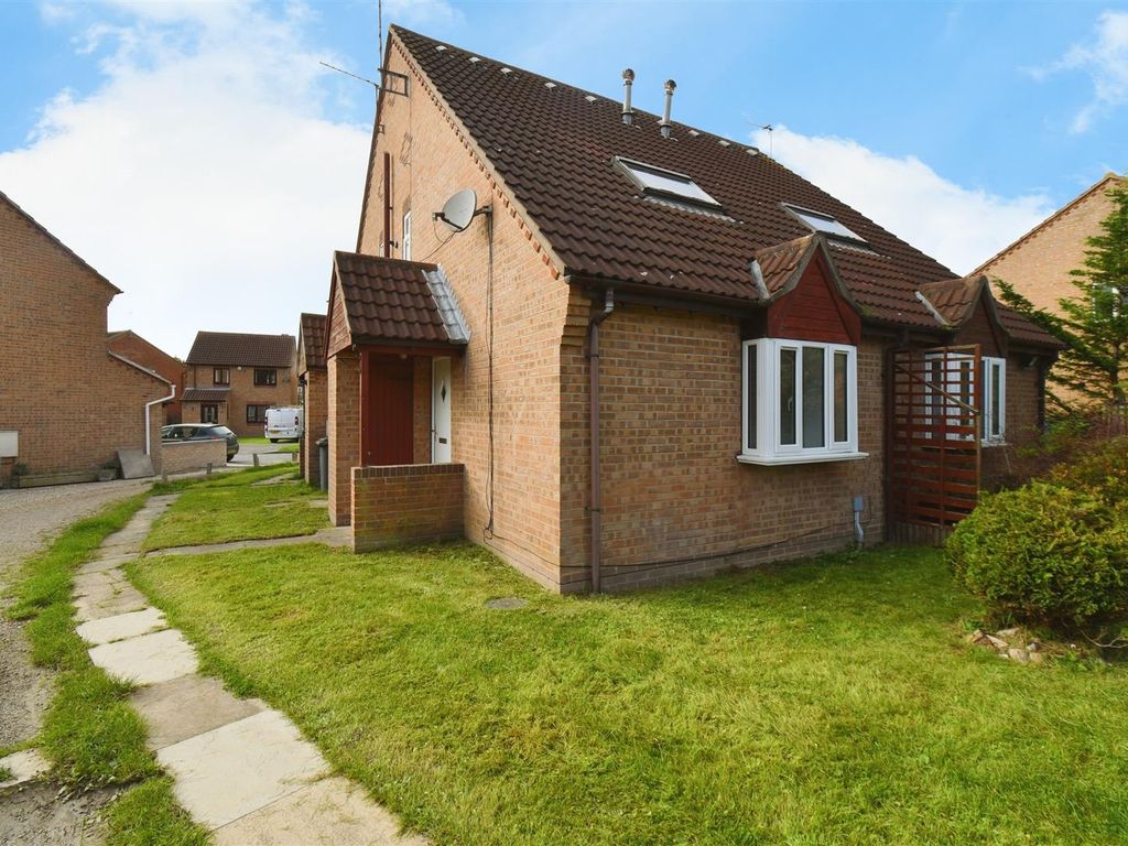 1 bed semi-detached house for sale in Brandon Way, Kingswood, Hull HU7, £79,995