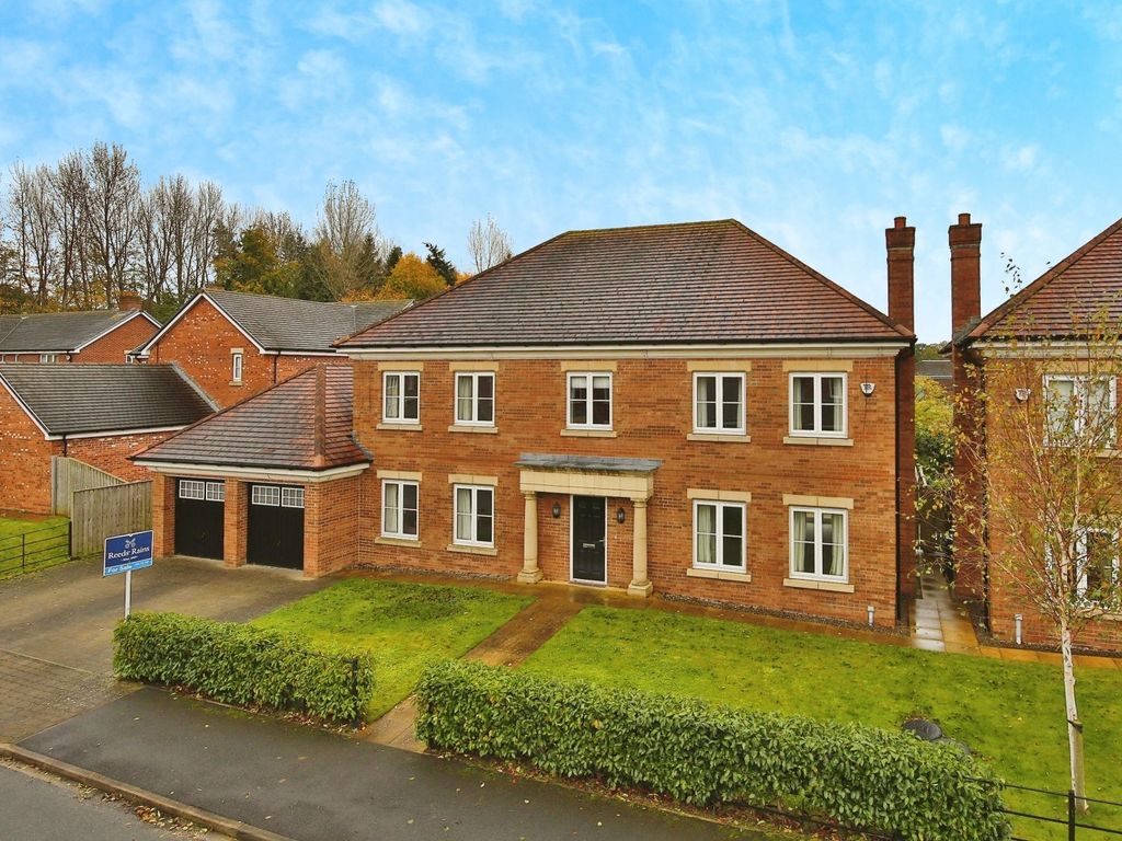 4 bed detached house for sale in Chevallier Court, Durham DH1, £875,000