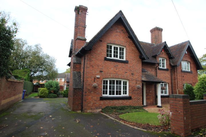 3 bed semi-detached house to rent in New Park Cottages, New Park, Stoke-On-Trent ST4, £1,250 pcm