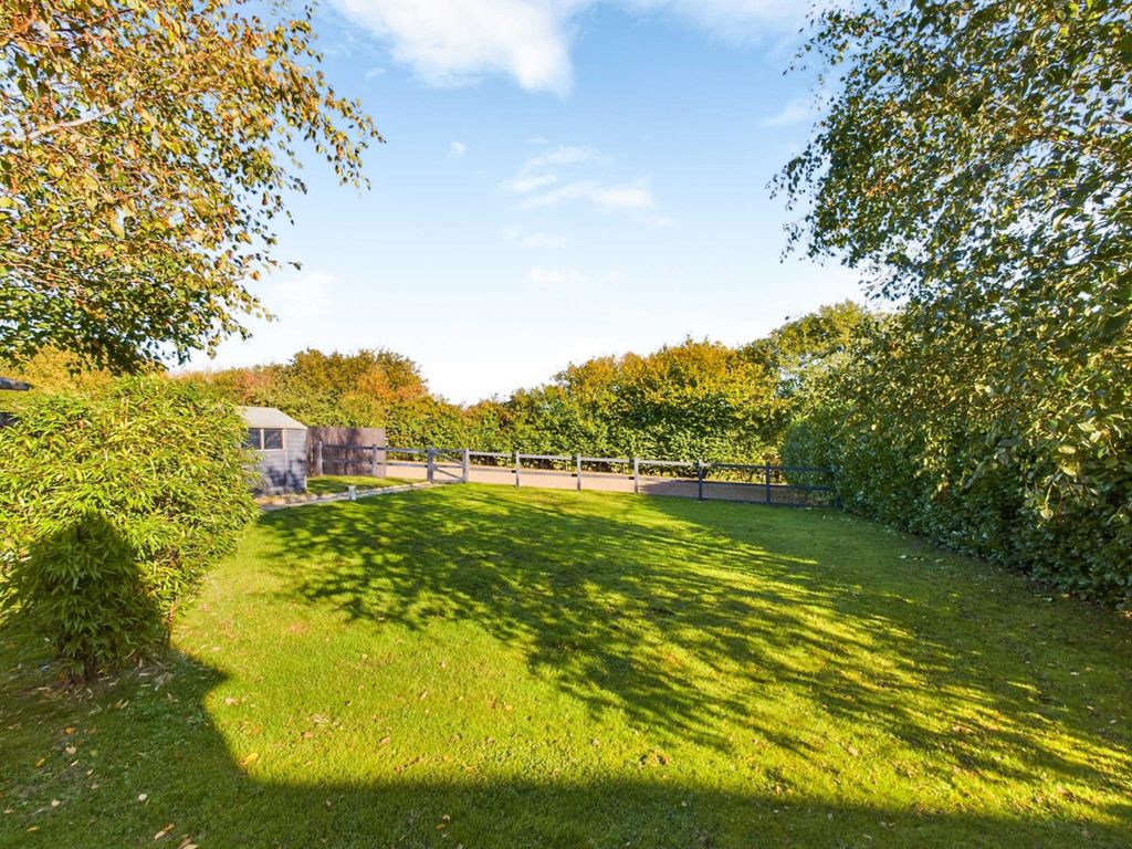 3 bed cottage for sale in Huckenden Farm, Bolter End Lane, Wheeler End HP14, £1,000,000