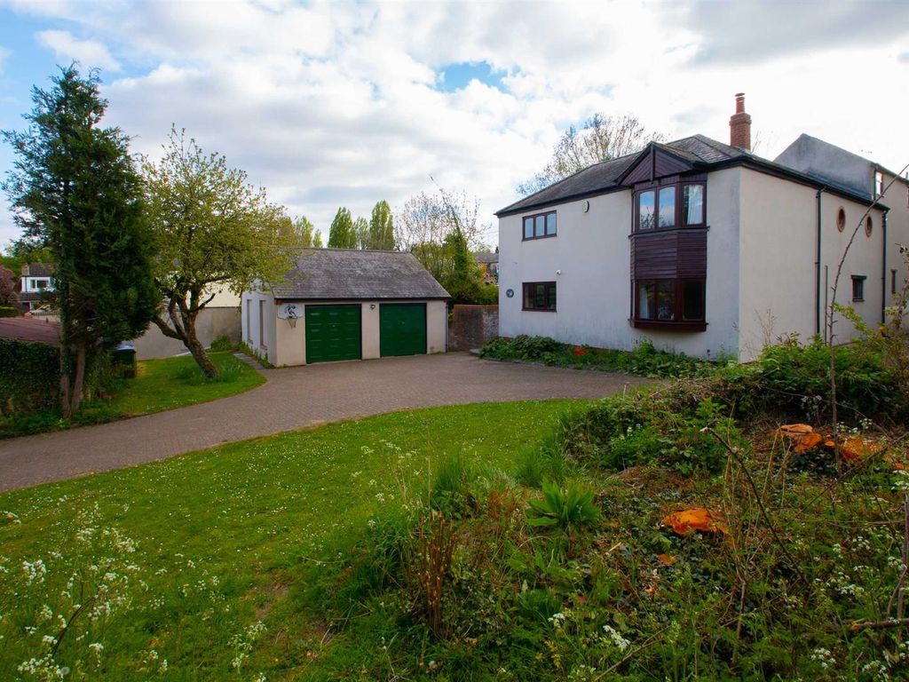 6 bed detached house to rent in Mill View, Station Road, Castlethorpe, Milton Keynes MK19, £2,395 pcm