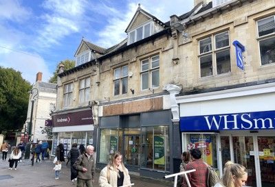 Retail premises to let in 22 Kings Street, Stroud, Gloucestershire GL5, £22,000 pa