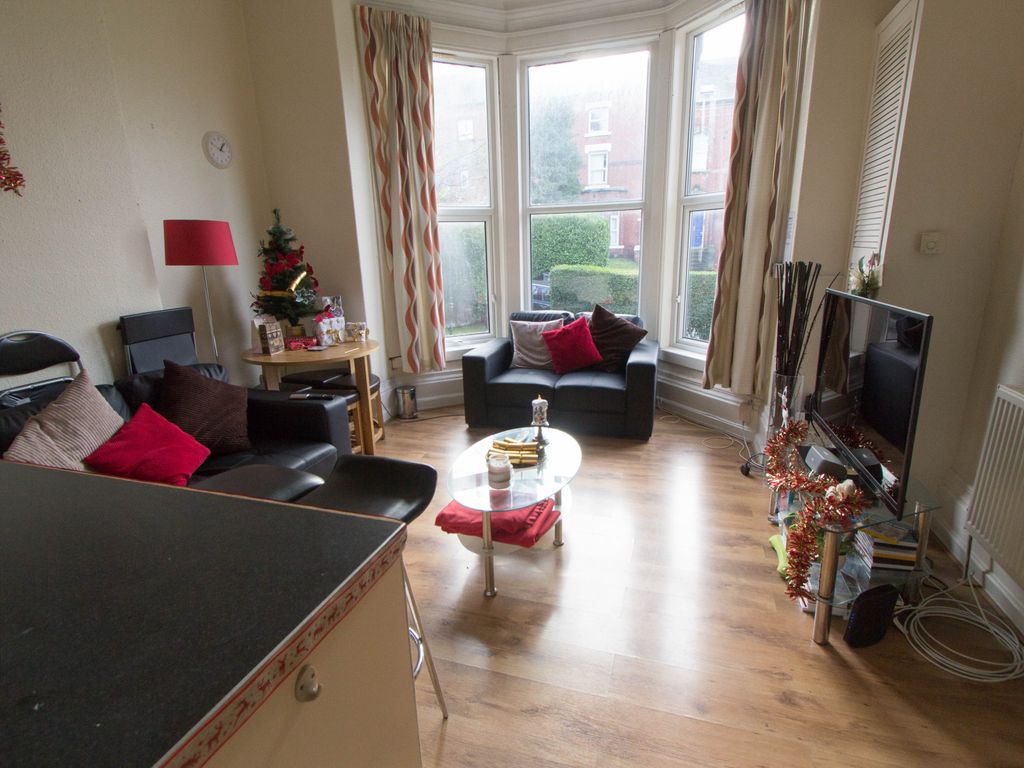 4 bed terraced house to rent in Kelso Road, Leeds LS2, £641 pppm