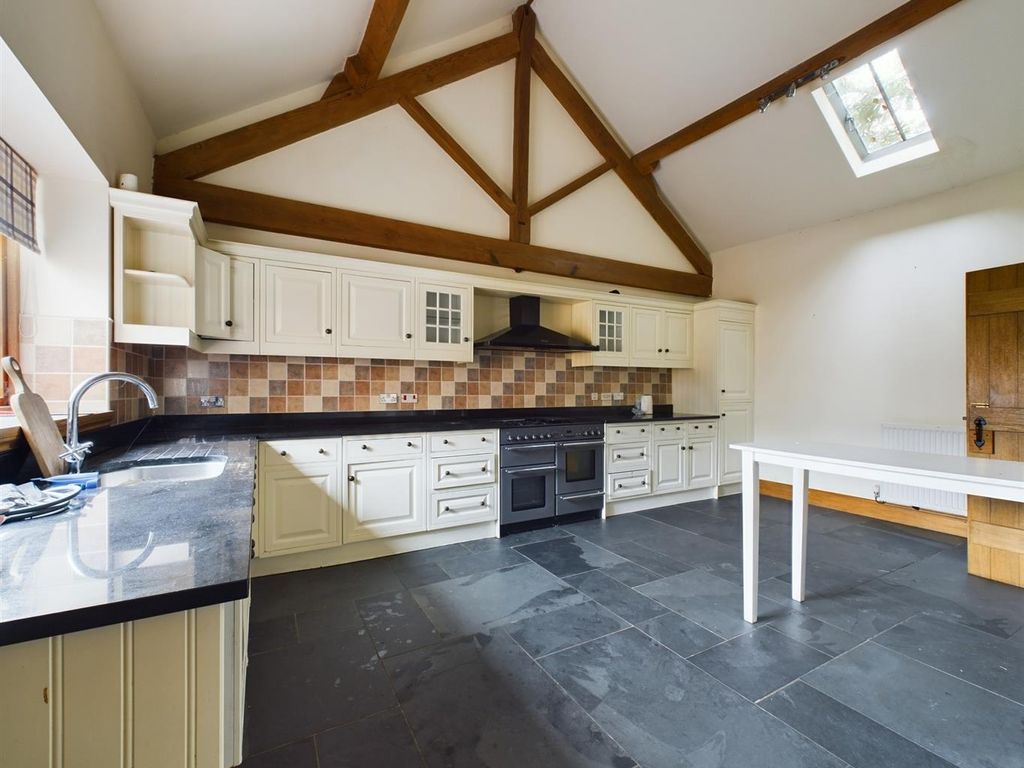 3 bed property for sale in Wrexham Road, Rhostyllen, Wrexham LL14, £280,000
