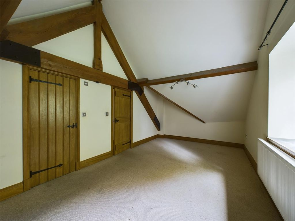3 bed property for sale in Wrexham Road, Rhostyllen, Wrexham LL14, £280,000