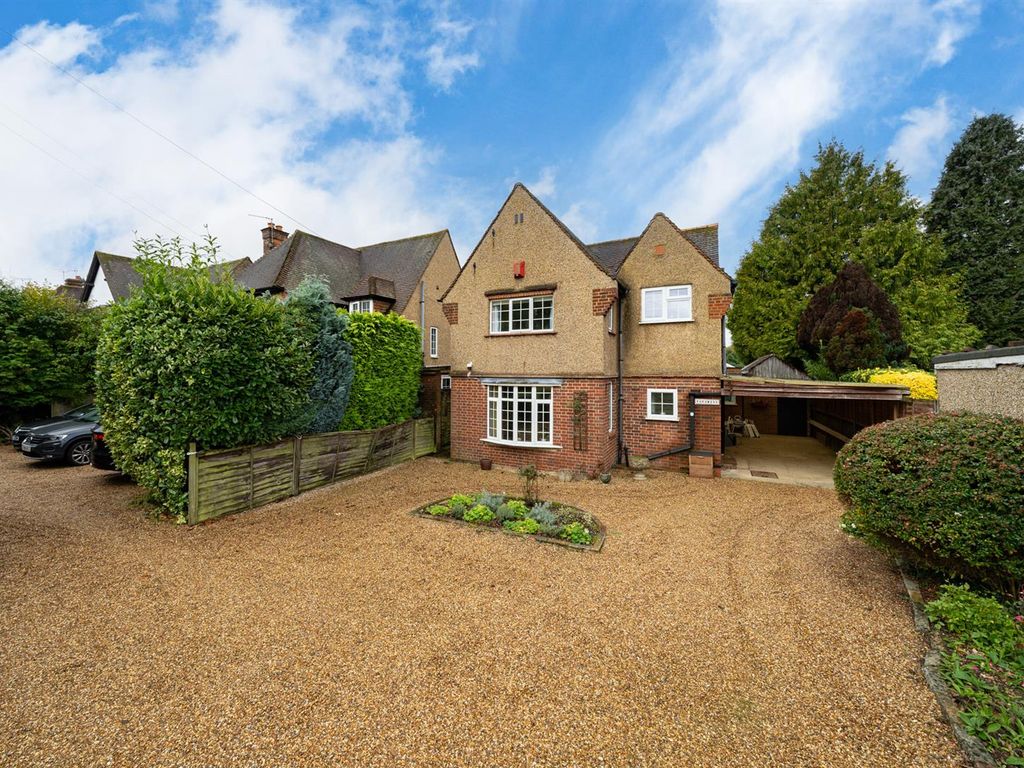 3 bed detached house for sale in The Green, Croxley Green, Rickmansworth WD3, £1,095,000