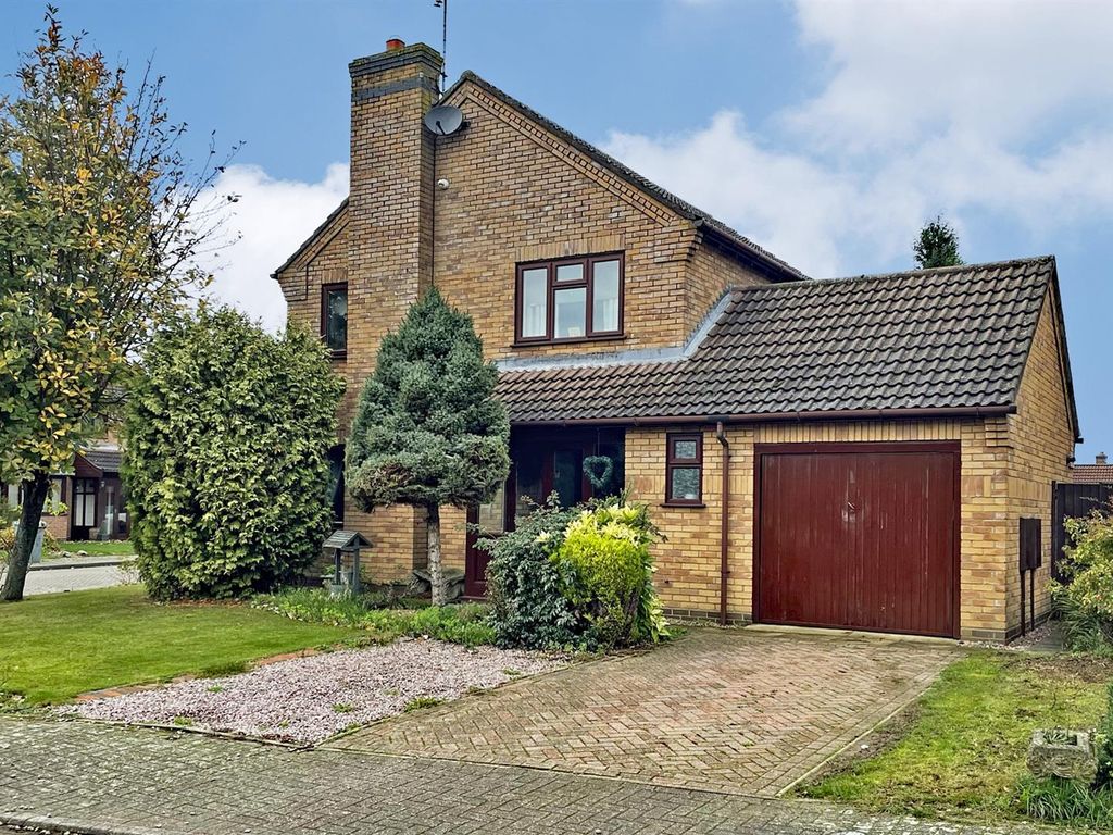 3 bed detached house for sale in Colton Close, Baston, Peterborough PE6, £395,000