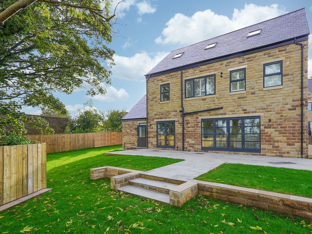 New home, 5 bed detached house for sale in Totley Hall Court, Sheffield S17, £910,000