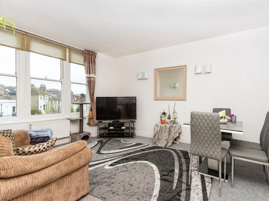 1 bed flat for sale in Elder Place, Brighton BN1, £175,000