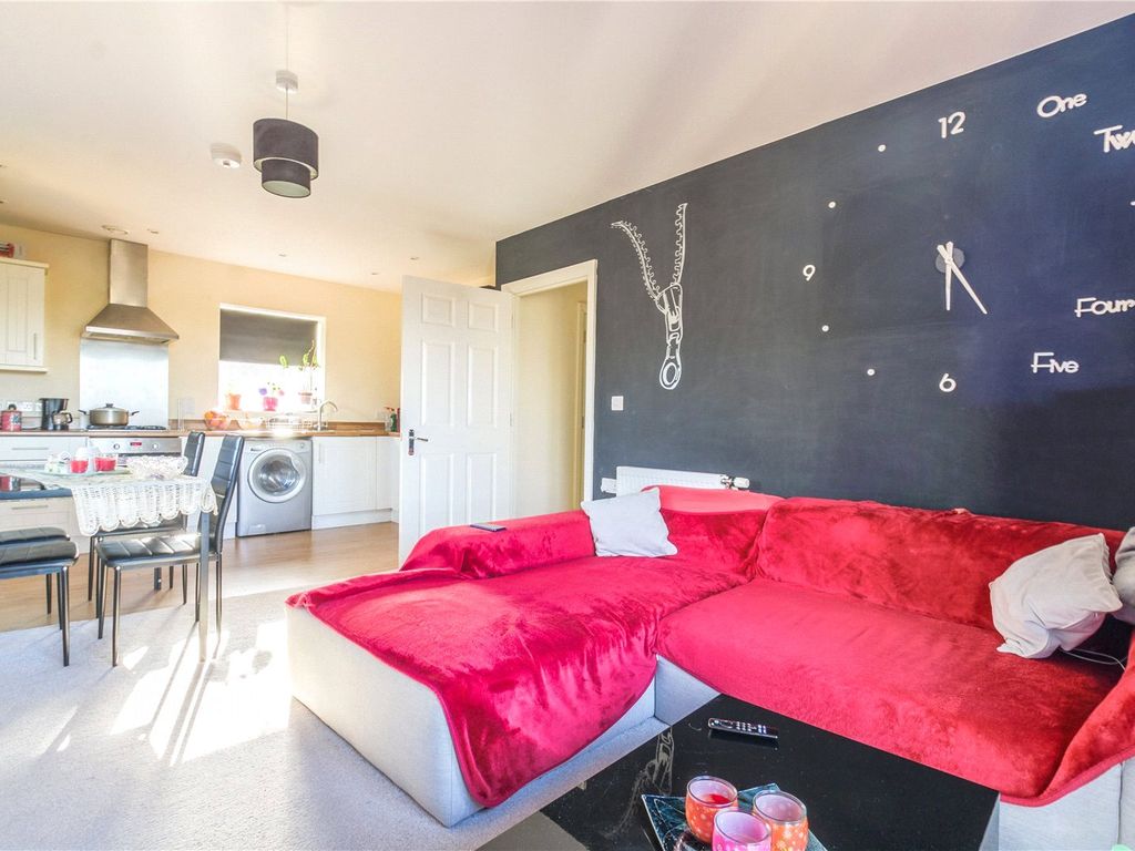 2 bed flat for sale in The Groves, Hartcliffe, Bristol BS13, £210,000