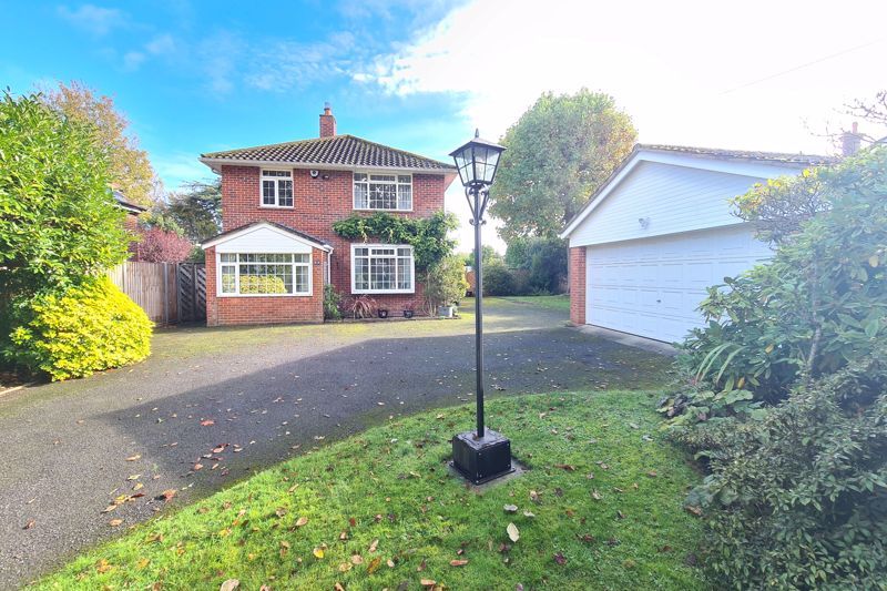 3 bed detached house for sale in The Avenue, Alverstoke, Gosport PO12, £785,000