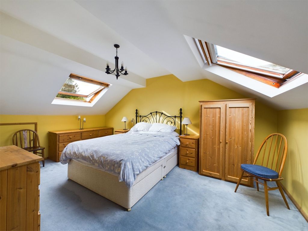 3 bed semi-detached house for sale in Rosedale, Binfield, Berkshire RG42, £475,000