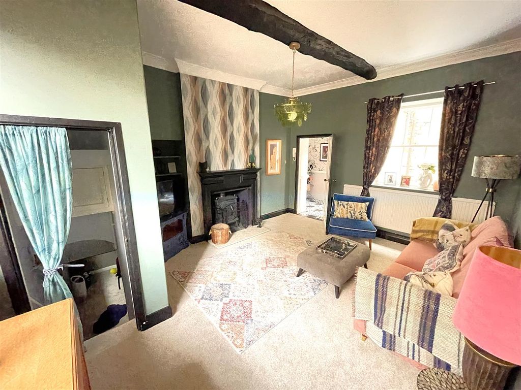 3 bed flat for sale in High Street, St Martins, Stamford PE9, £355,000