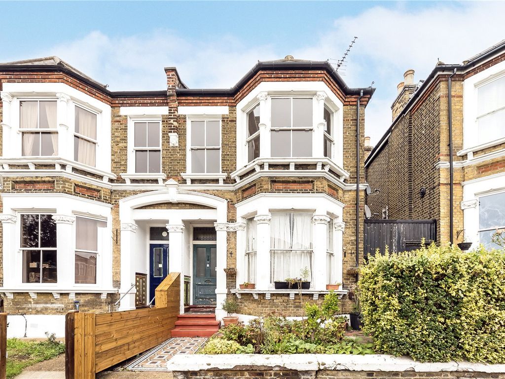 1 bed flat for sale in Drakefell Road, Telegraph Hill SE14, £425,000