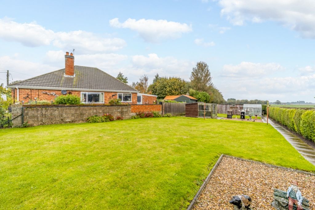 2 bed bungalow for sale in North End, Swineshead, Boston, Lincolnshire PE20, £169,950