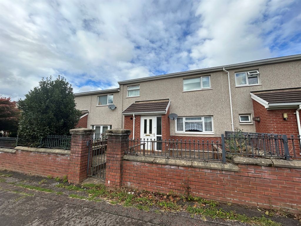4 bed terraced house for sale in Bryn Celyn, Cardiff CF23, £220,000
