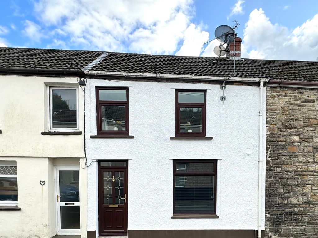 3 bed terraced house for sale in Bwllfa Road, Aberdare, Mid Glamorgan CF44, £160,000