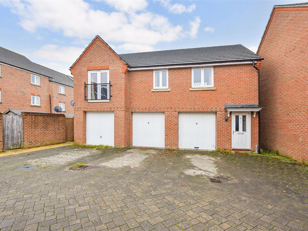 Property for sale in Tythe Close, East Anton, Andover SP11, £225,000