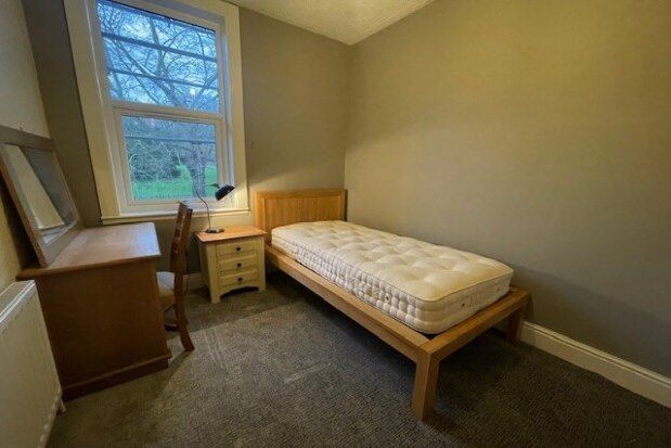 Room to rent in 157 Monks Road, Lincoln LN2, £525 pcm