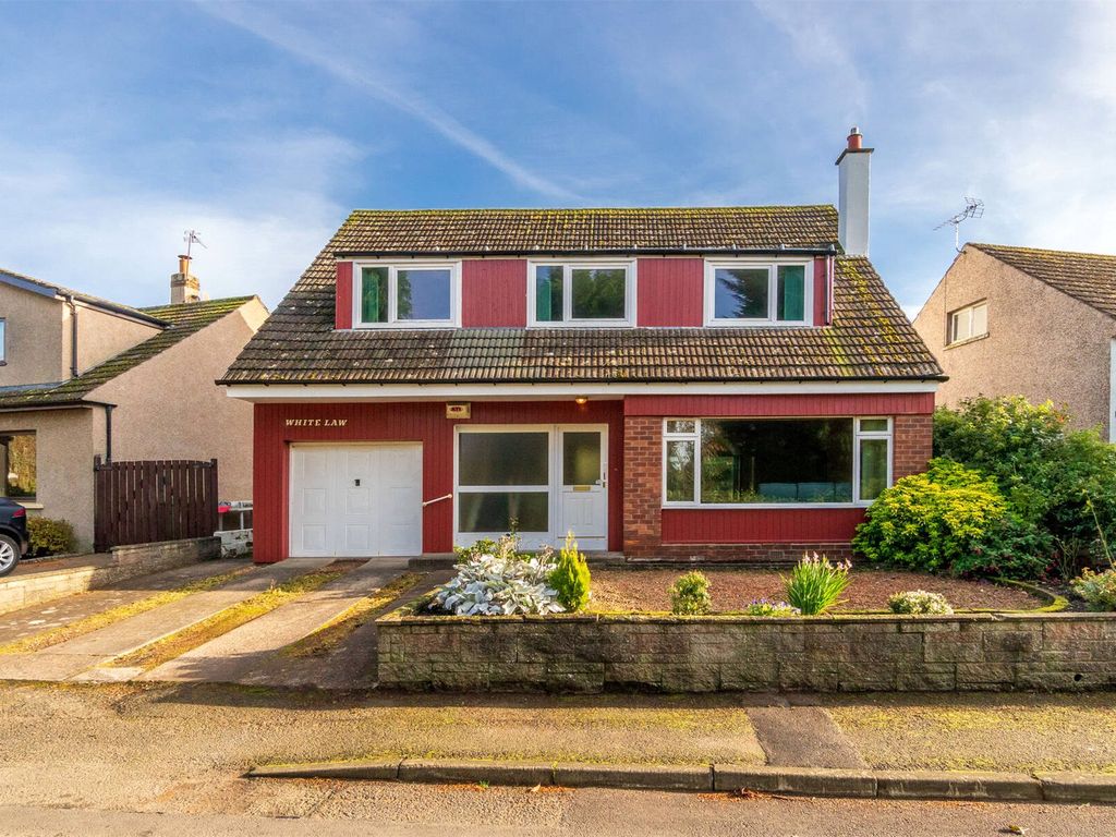 3 bed detached house for sale in White Law, The Glebe, Aberdour, Burntisland KY3, £365,000