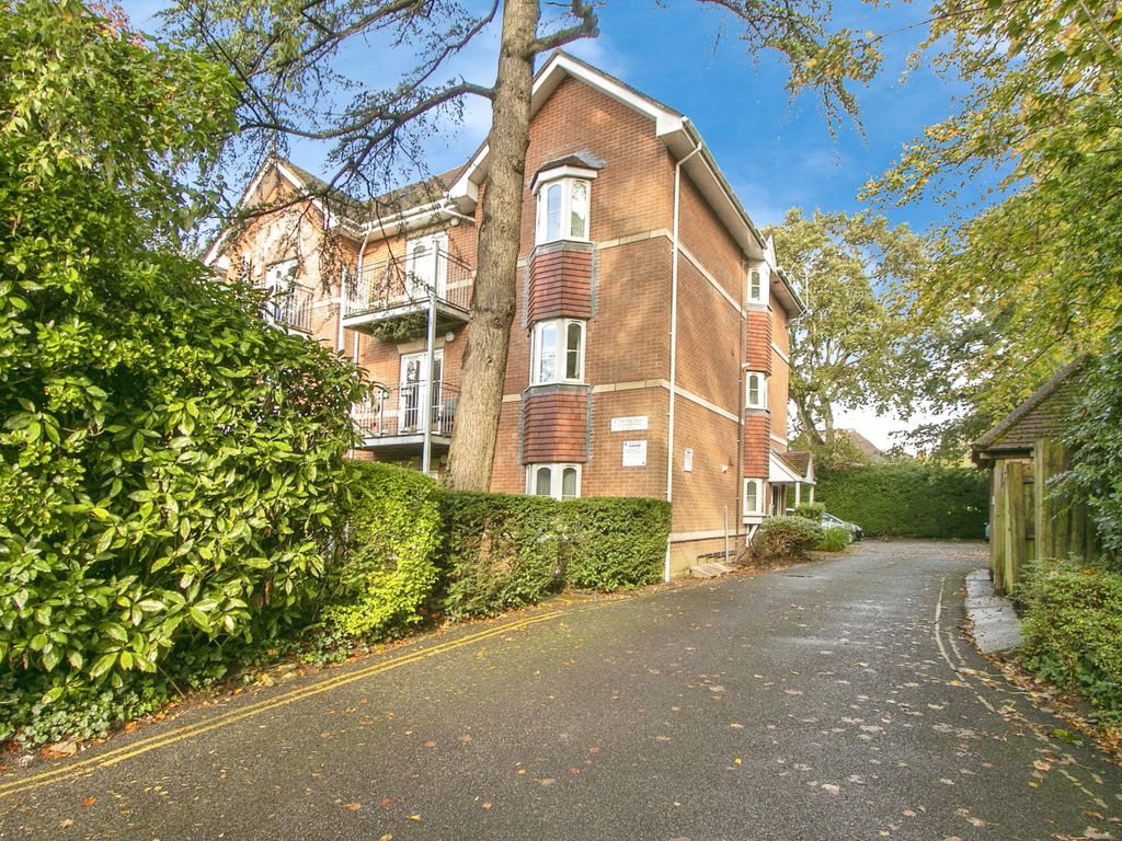 2 bed flat for sale in St. Thomas Court, 43 Wellington Road, Bournemouth, Dorset BH8, £250,000