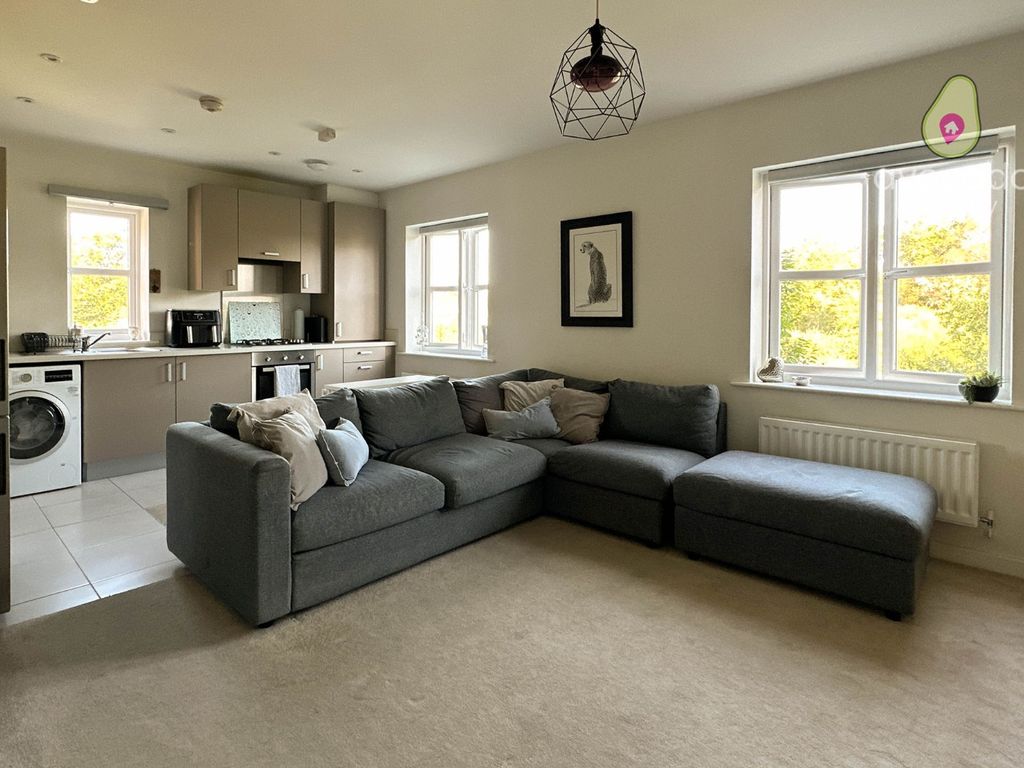 2 bed flat for sale in Ferard Corner, Warfield, Bracknell, Berkshire RG42, £96,000