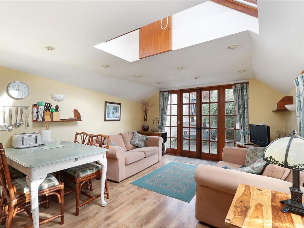 4 bed detached house for sale in Framilode, Gloucester GL2, £800,000