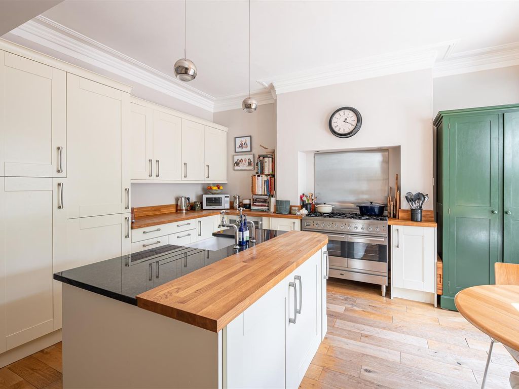4 bed terraced house for sale in East Mount Road, The Mount, York YO24, £825,000