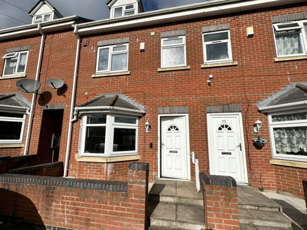 4 bed terraced house for sale in Gilbert Road, Smethwick B66, £225,000