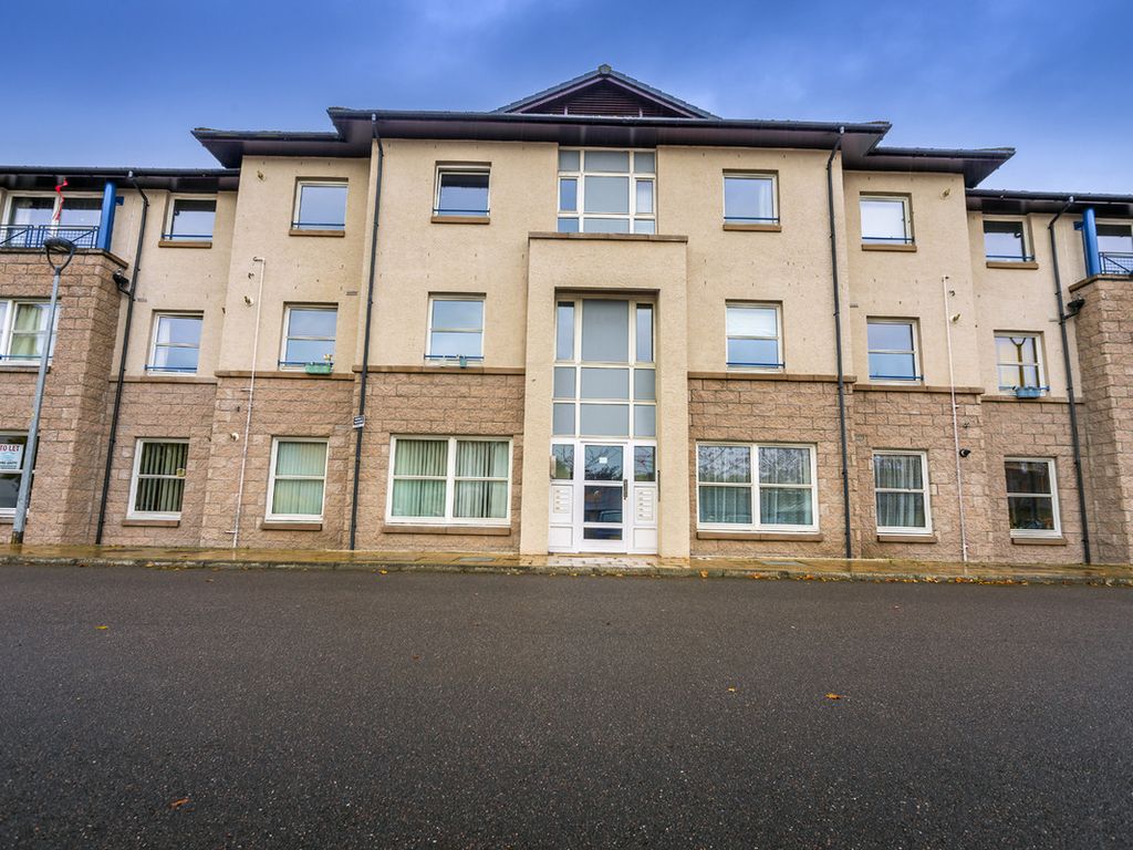 2 bed flat for sale in Riverside Gardens, Inverness IV3, £190,000