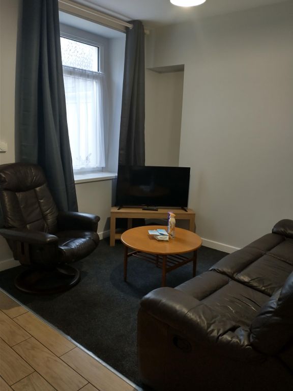 3 bed property to rent in Sebastopol Street, St Thomas, Swansea SA1, £1,050 pcm
