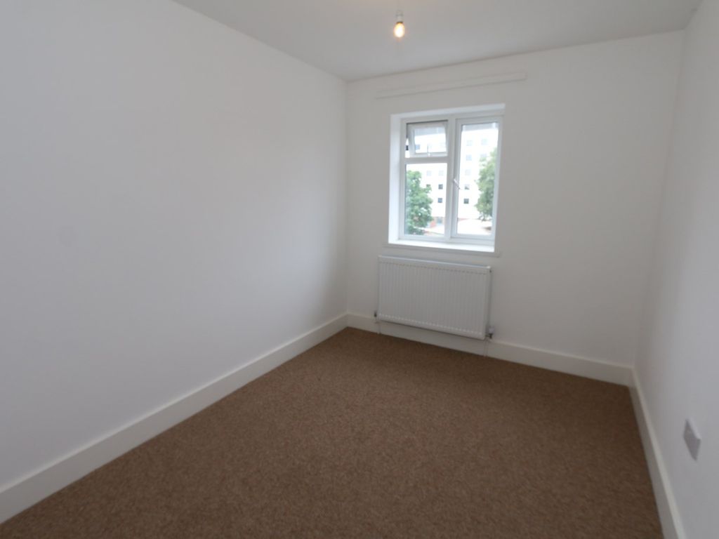 1 bed flat to rent in Harrow Road, Wembley HA0, £1,100 pcm