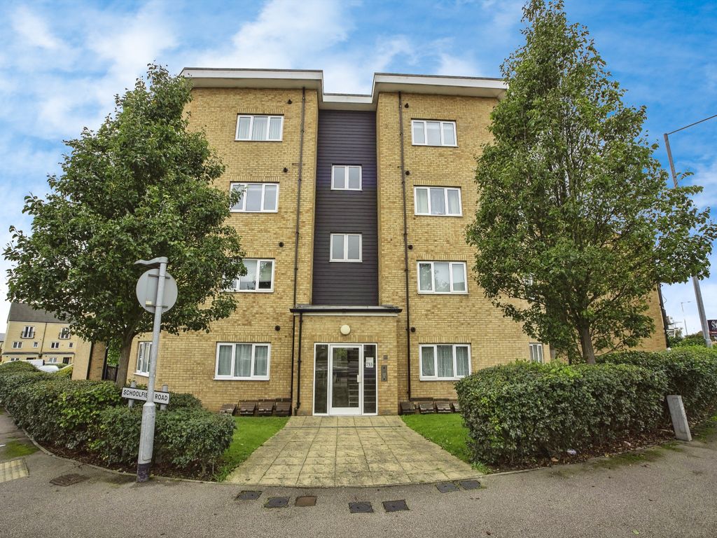 2 bed flat for sale in 753 London Road, Grays RM20, £250,000