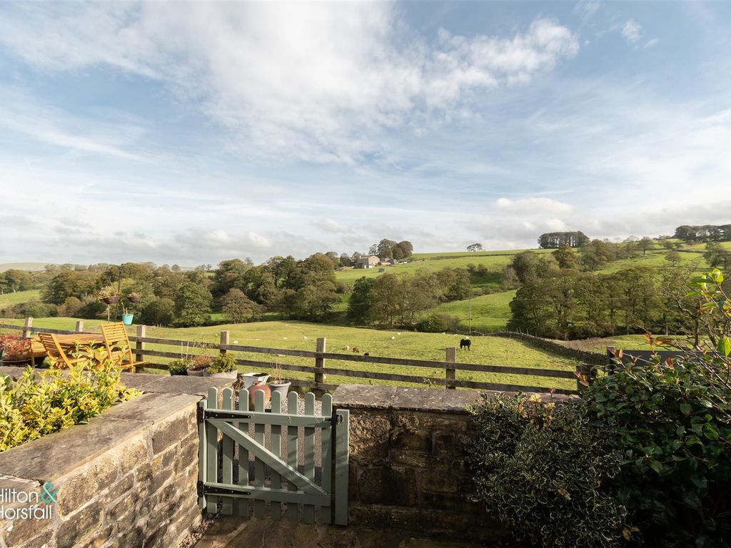 2 bed cottage for sale in Kingfisher Cottage, Lanehouse, Trawden BB8, £205,000