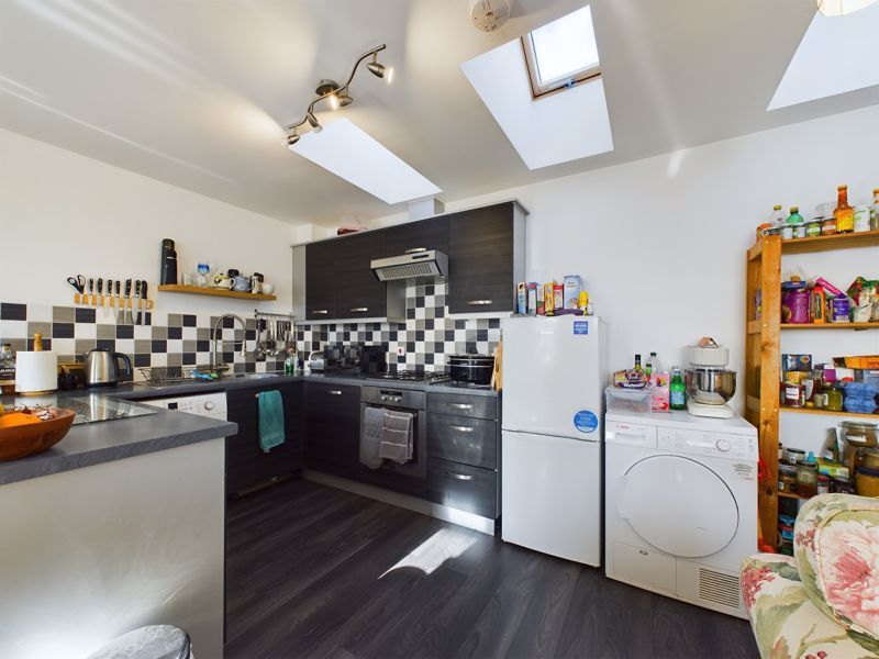 2 bed property for sale in Round Ring Gardens, Penryn TR10, £255,000