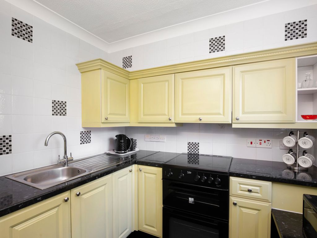 1 bed flat for sale in 1/44 Mount Grange, Homeross House, The Grange, Edinburgh EH9, £130,000