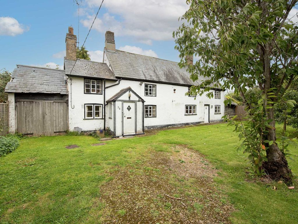 3 bed detached house for sale in Wellhead Road, Totternhoe LU6, £900,000