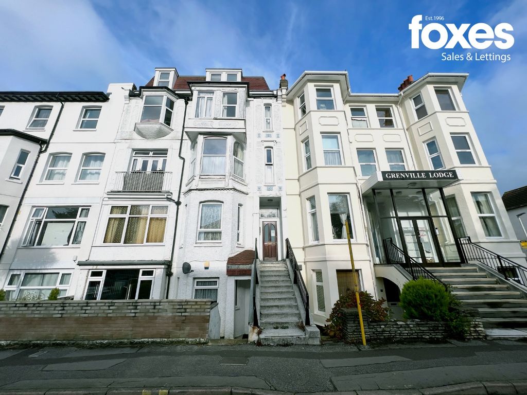 2 bed flat to rent in Bourne View, 55 West Hill Road, Bournemouth, Dorset BH2, £800 pcm