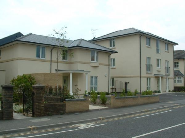 2 bed end terrace house to rent in Longfleet Road, Poole BH15, £1,299 pcm