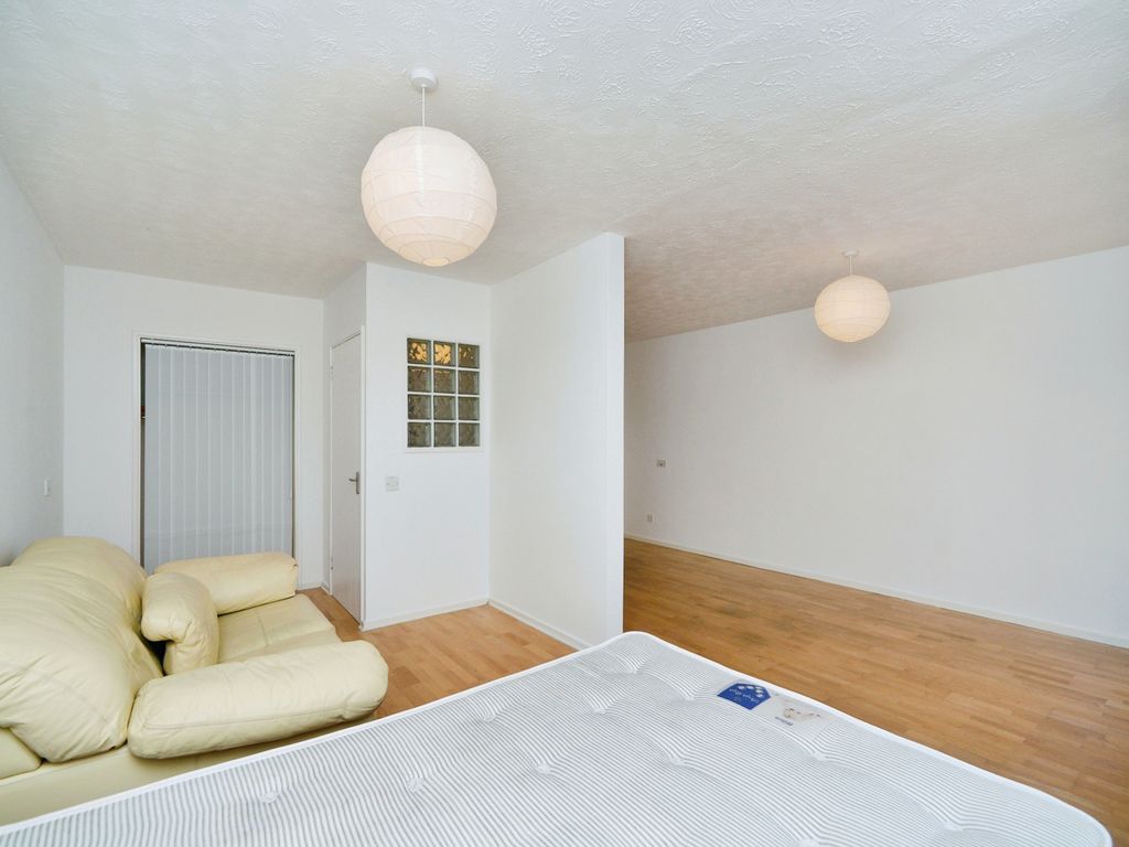 1 bed flat for sale in Bread Street, Brighton, East Sussex BN1, £130,000