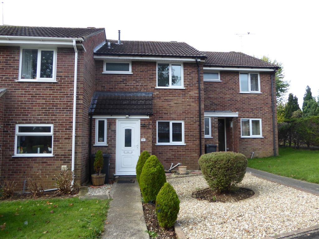 3 bed terraced house to rent in Cavalier Way, Yeovil BA21, £895 pcm