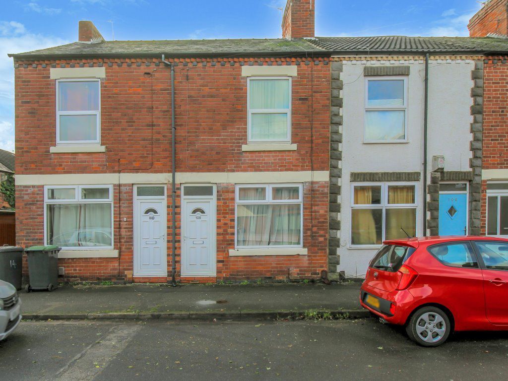 2 bed terraced house to rent in Windsor Street, Beeston NG9, £795 pcm