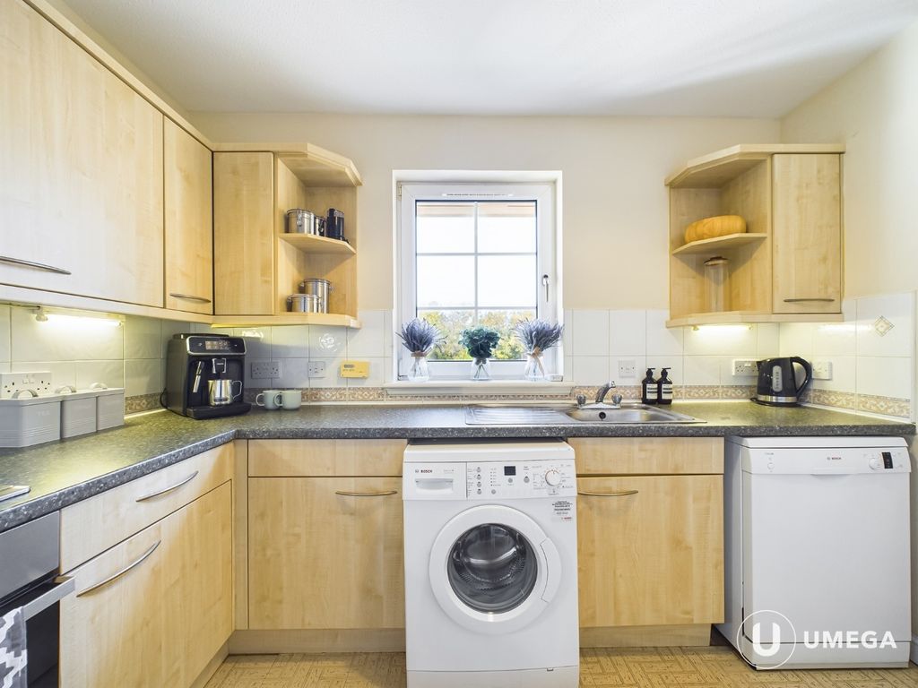 2 bed flat for sale in Roseburn Maltings, Roseburn, Edinburgh EH12, £299,000