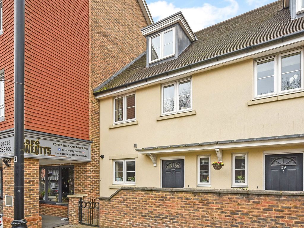 3 bed town house for sale in London Road, Hindhead, Surrey GU26, £375,000